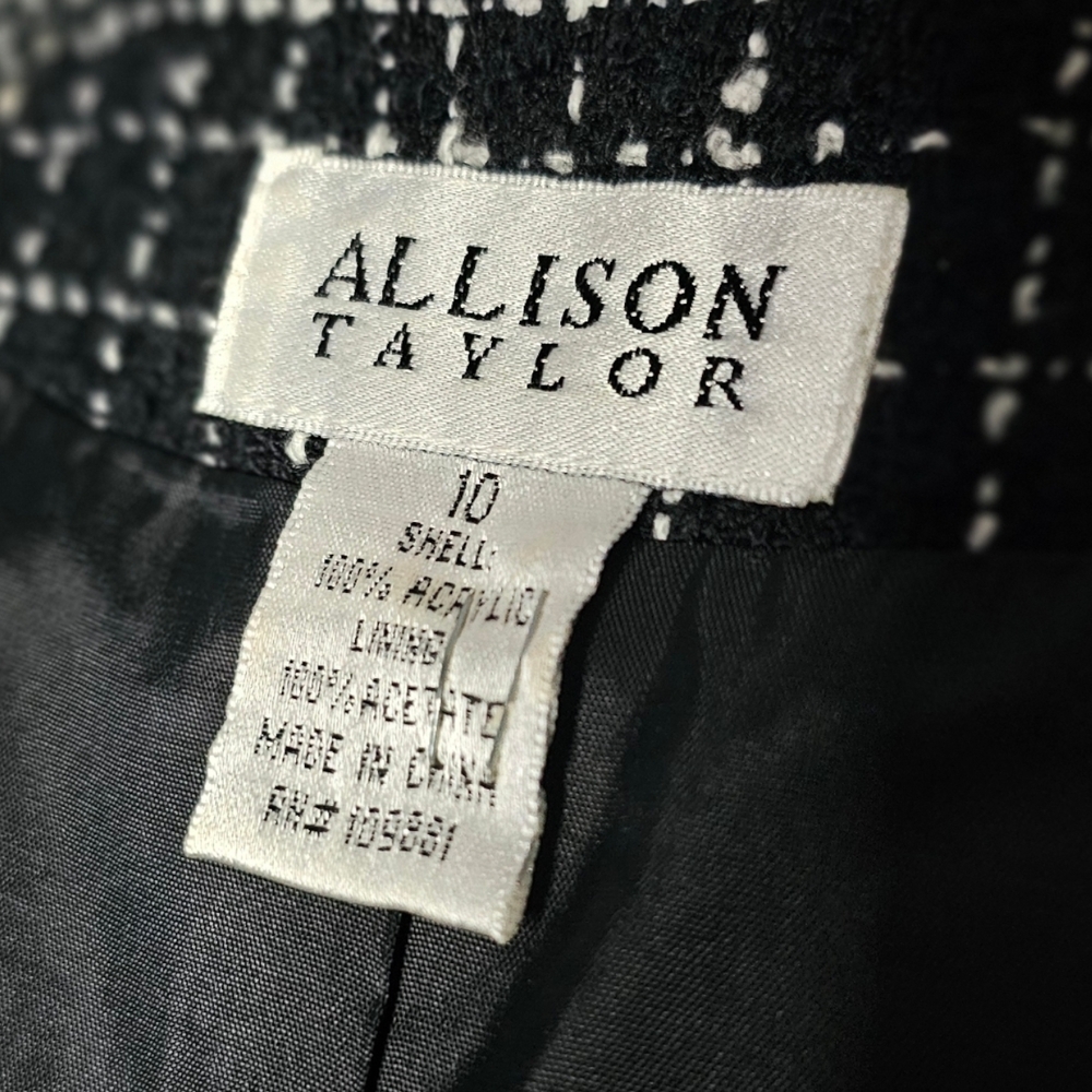 Allison Taylor Black and White Tweed Blazer - Picture 5 of 5